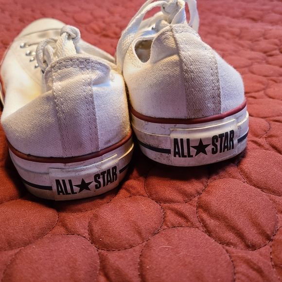 CONVERSE men's 9 women's 11 sneakers - Picture 3 of 3